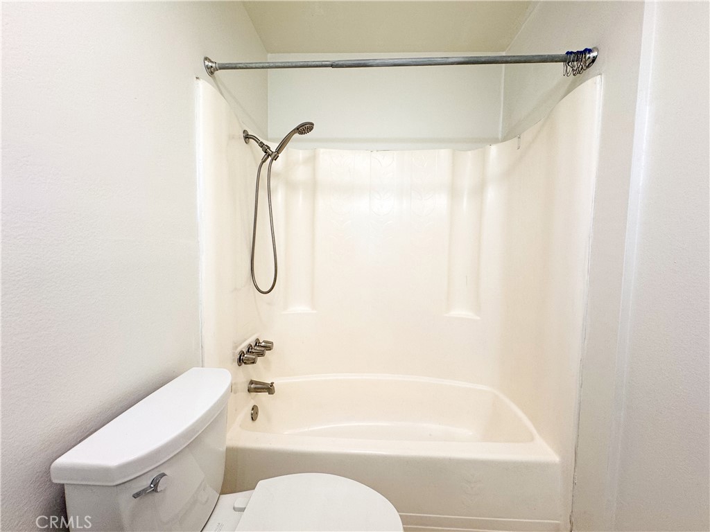 9952 Independence Avenue Property Photo 20