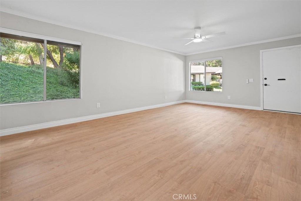 26331 Oakspur Drive C Property Photo 5