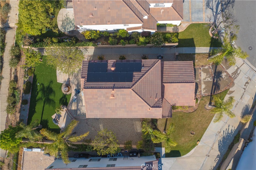 27604 Redwood Way Property Photo 6