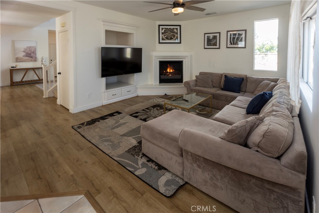 27604 Redwood Way Property Photo 11
