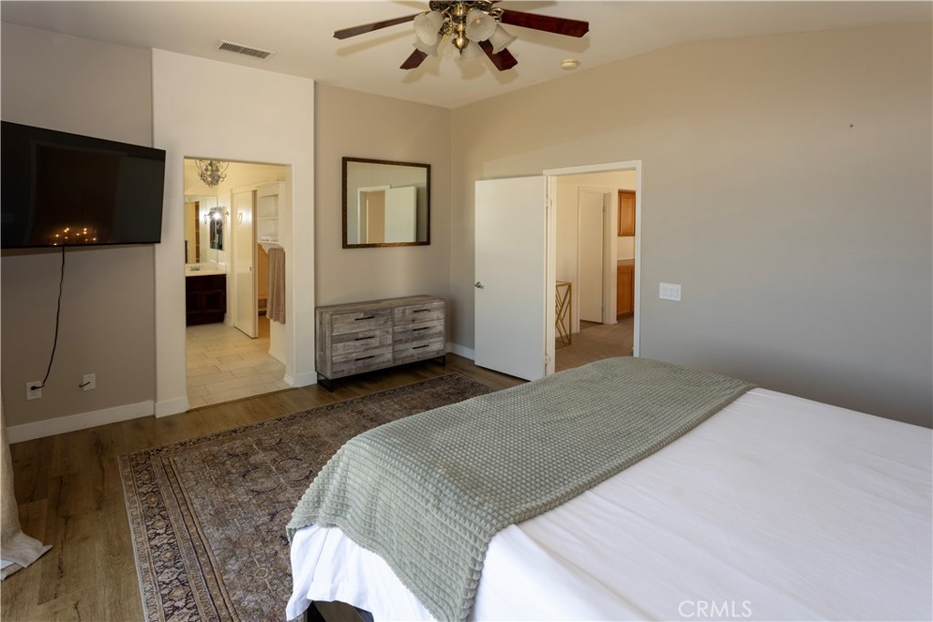 27604 Redwood Way Property Photo 26