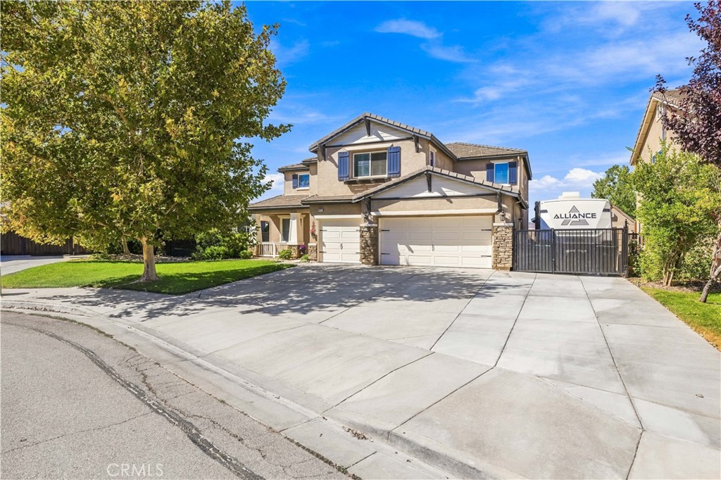 43337 62nd Street W Property Photo 1