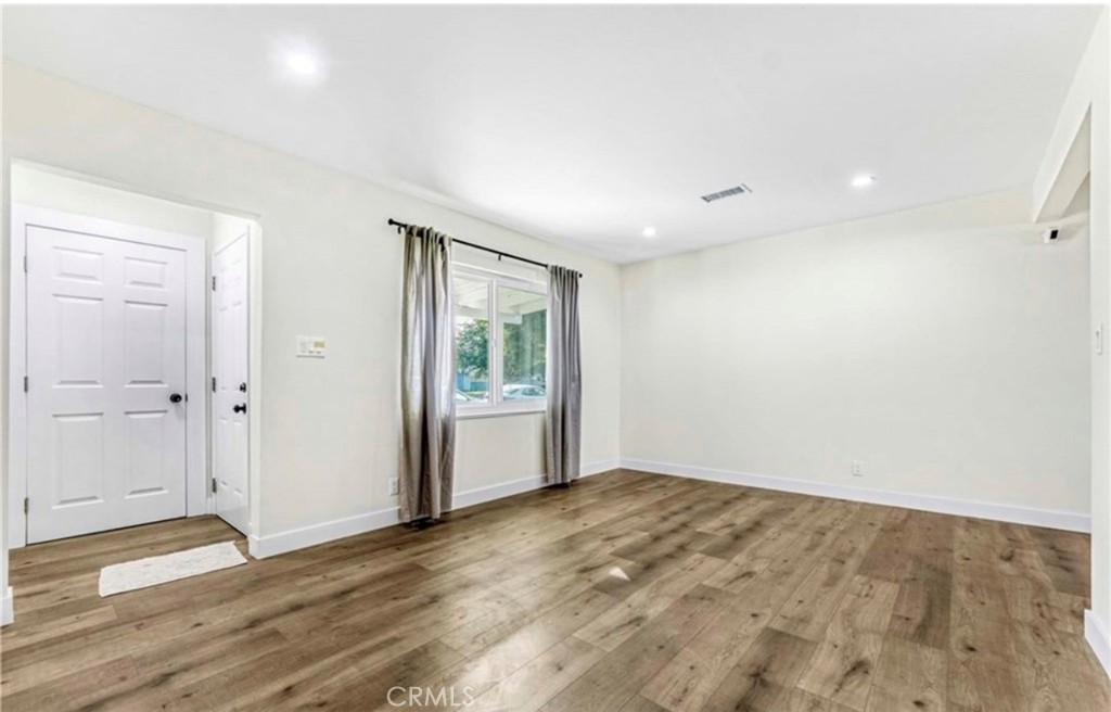 44335 Glenraven Road Property Photo 4