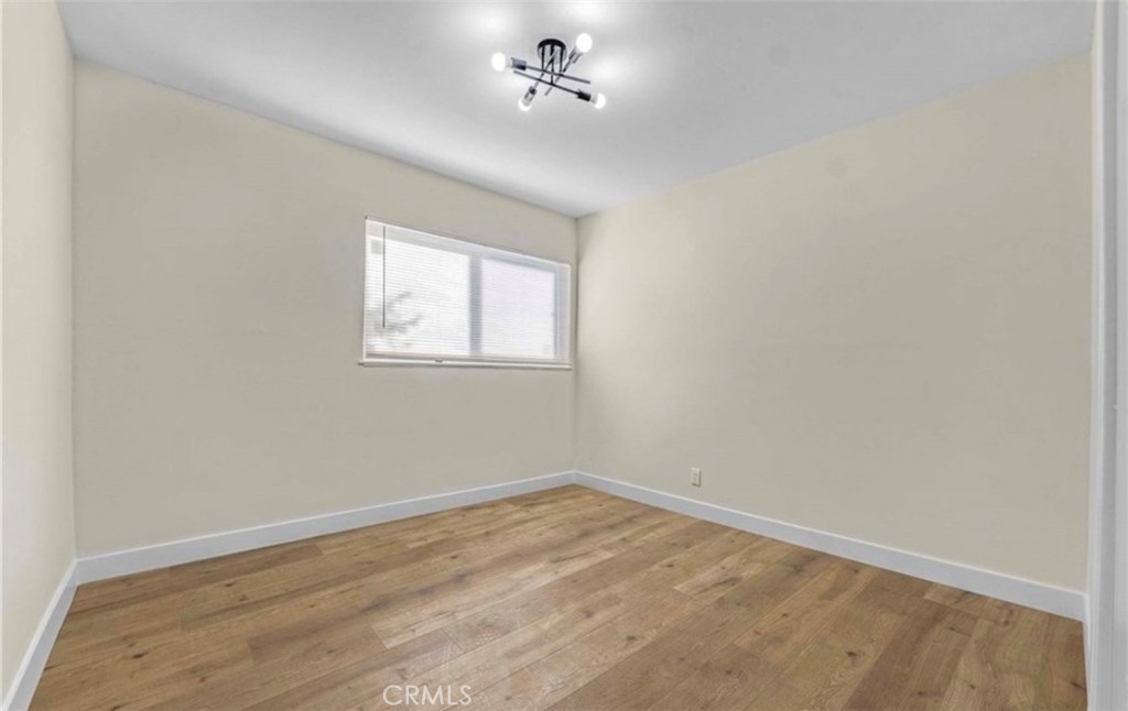 44335 Glenraven Road Property Photo 13