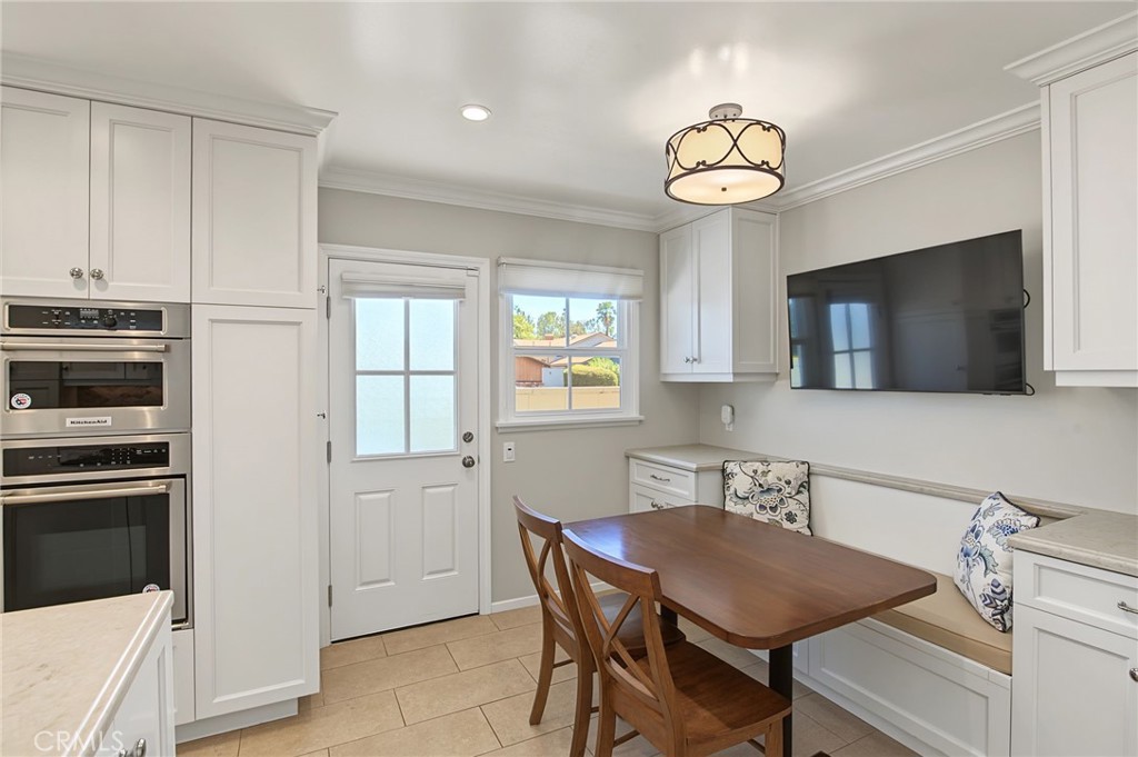 18220 Clark Street Property Photo 12