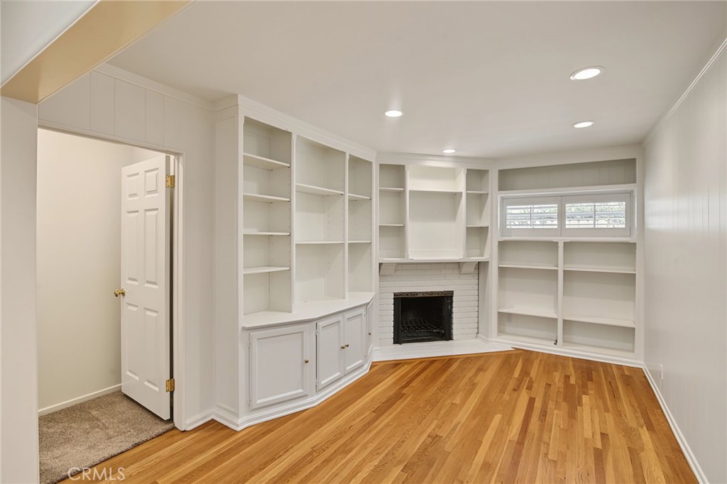 18220 Clark Street Property Photo 14