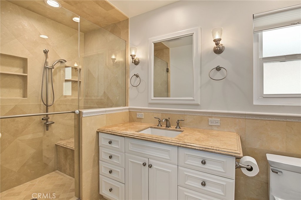 18220 Clark Street Property Photo 24