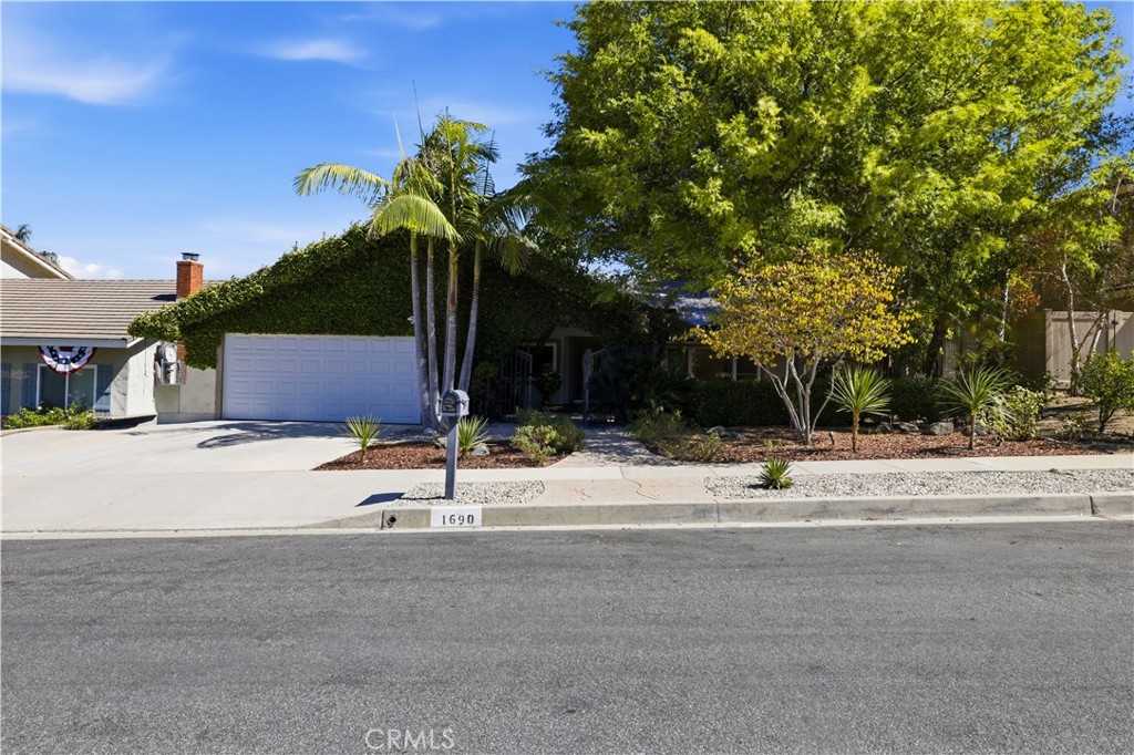 1690 Stoddard Avenue Property Photo 27