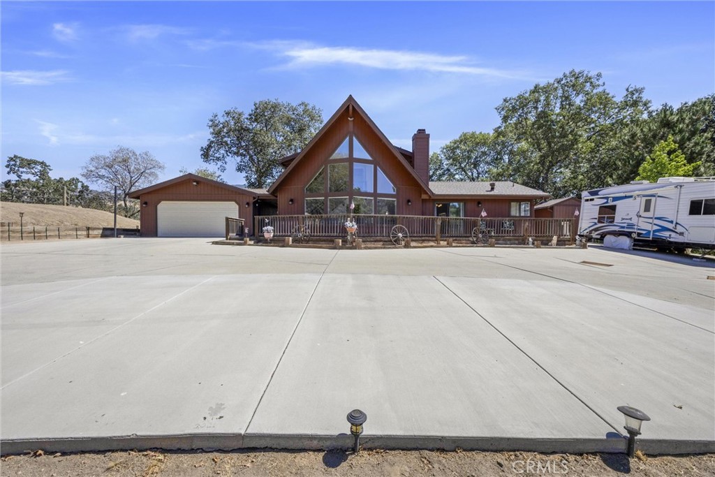 30341 Pinedale Property Photo 5