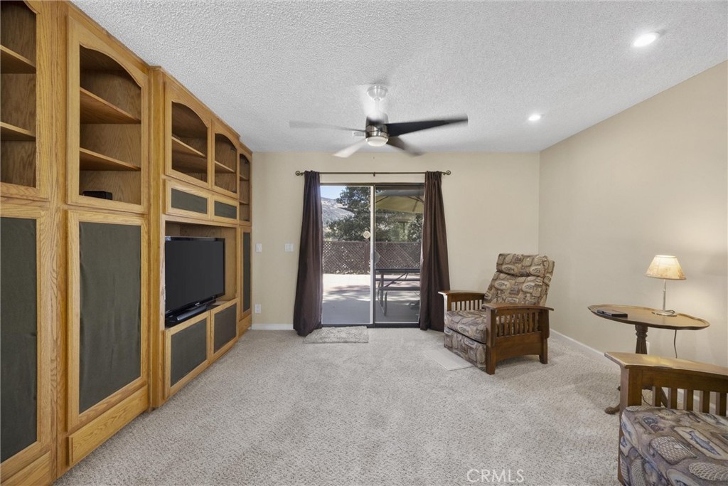30341 Pinedale Property Photo 19