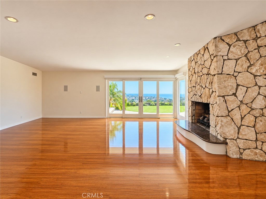 1156 Las Pulgas Property Photo 8