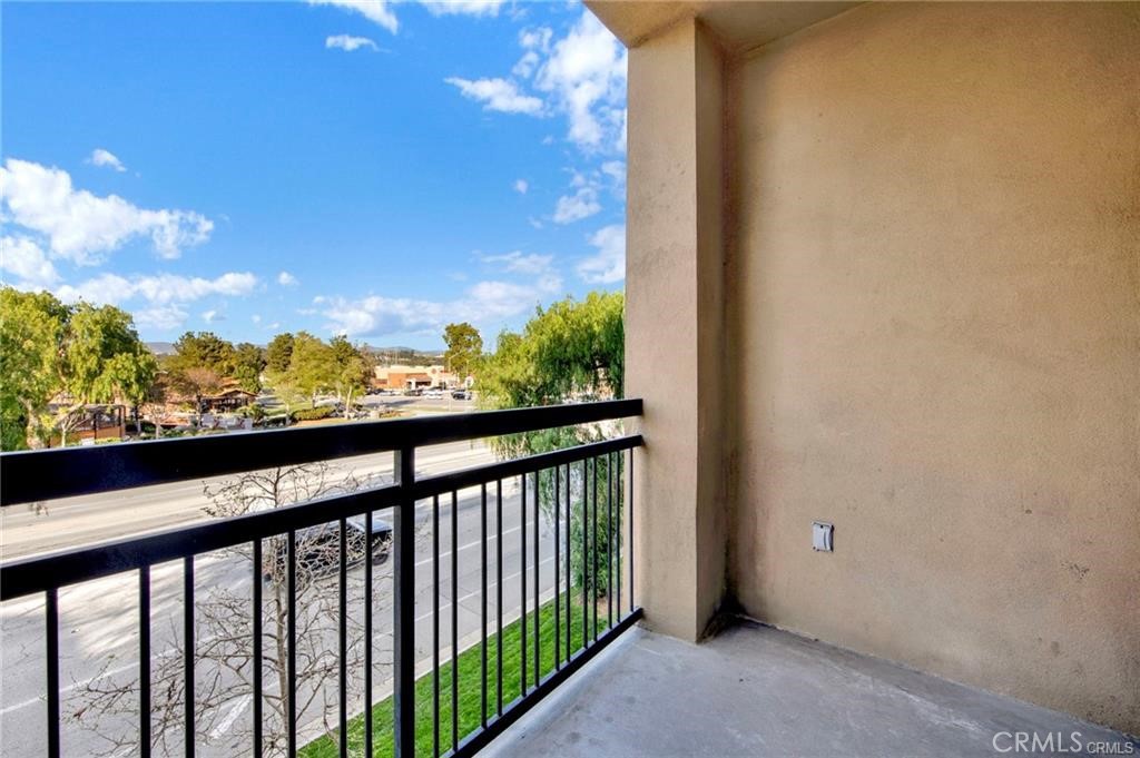 24545 Town Center 5304 Property Photo 18