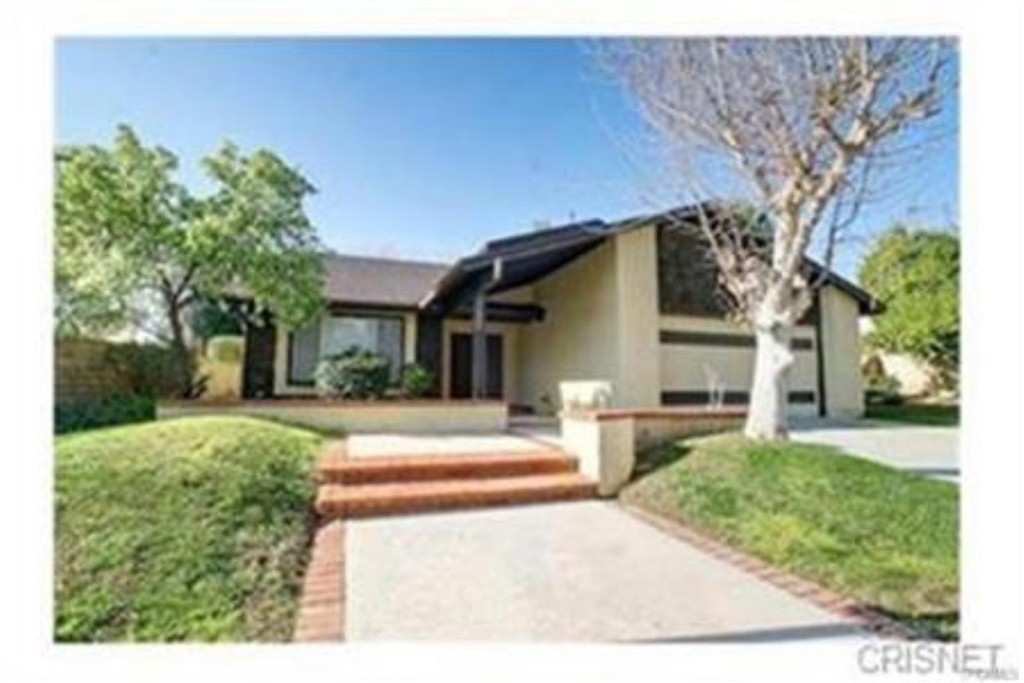 23026 W Cuervo Dr. Property Photo 1