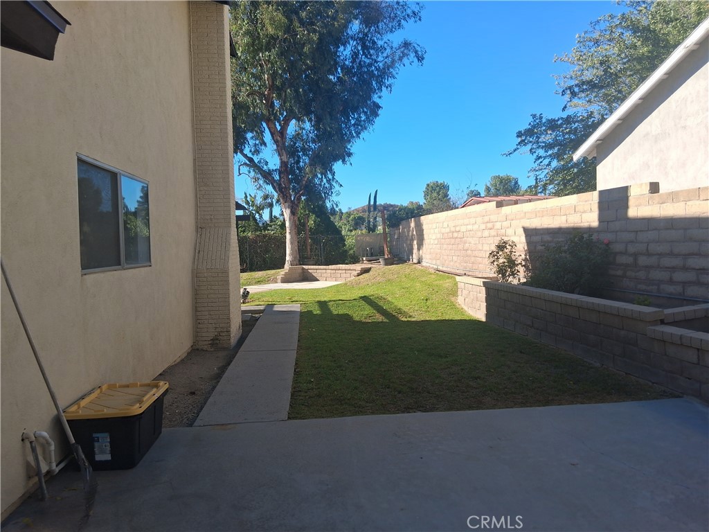23026 W Cuervo Dr. Property Photo 2