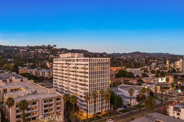 7135 Hollywood 1010 Property Photo 1