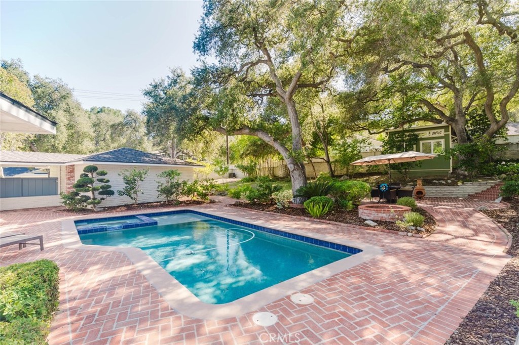 3747 El Lado Drive Property Photo 41