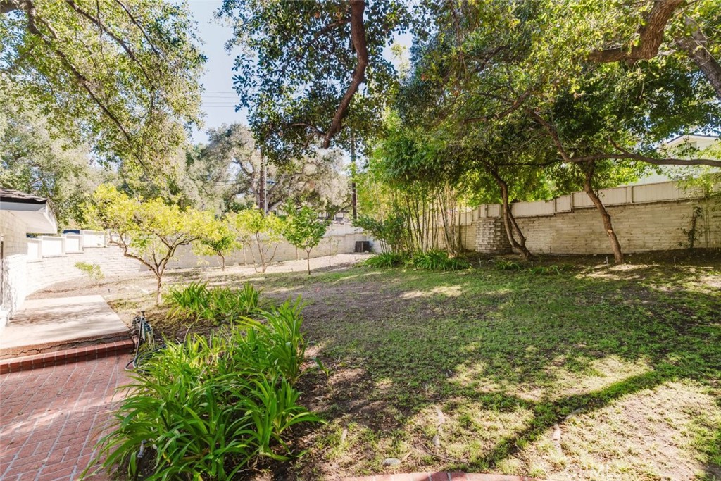 3747 El Lado Drive Property Photo 45