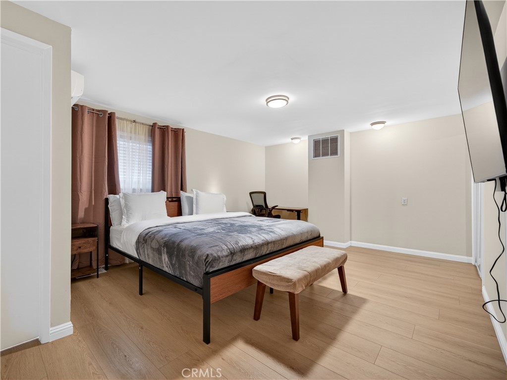 405 N Brighton Property Photo 14
