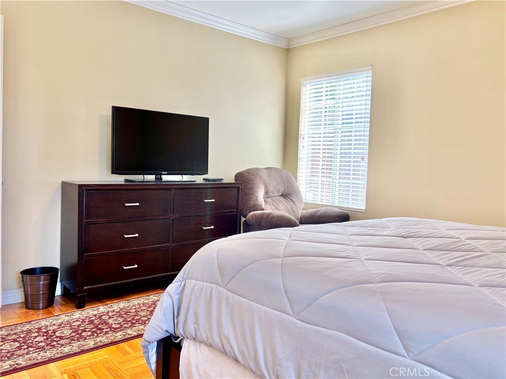 8101 Jellico Avenue Property Photo 23