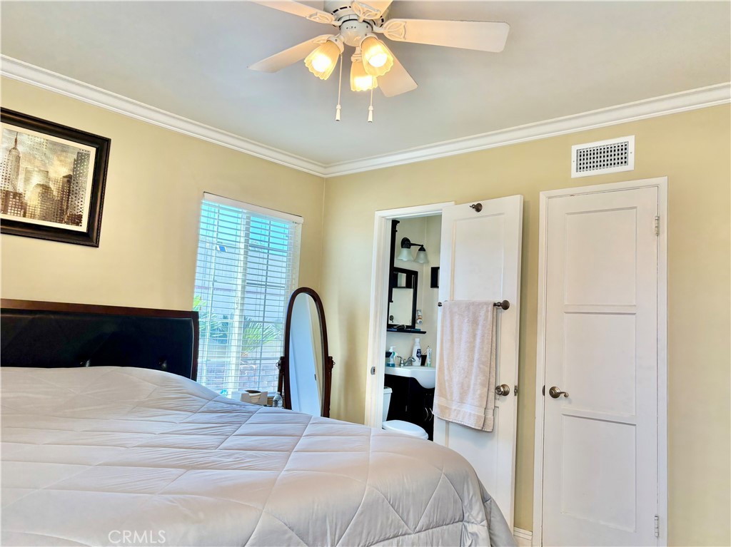 8101 Jellico Avenue Property Photo 24