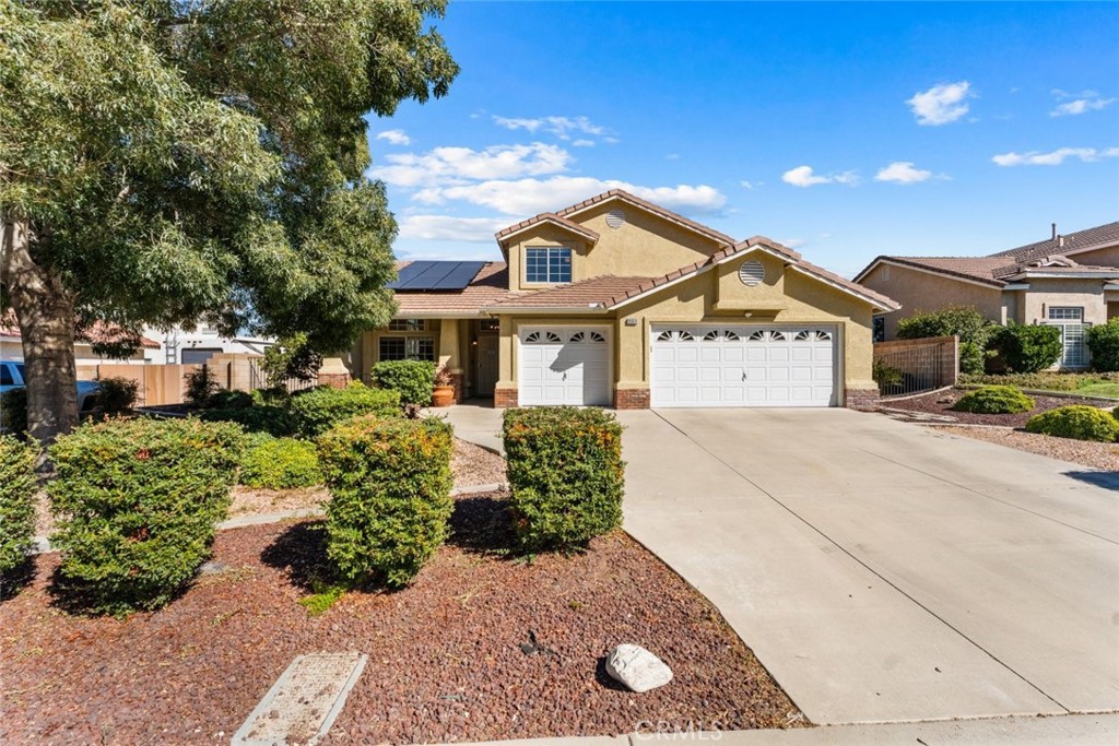 40824 Cobblestone Court Property Photo 2