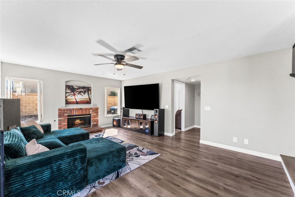 40824 Cobblestone Court Property Photo 8