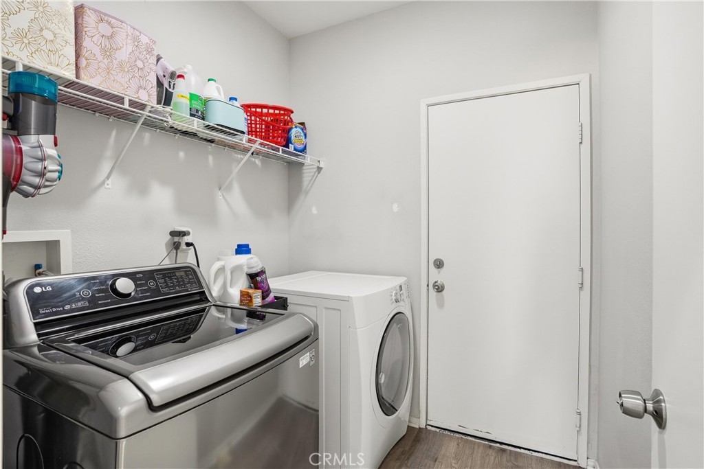 1325 W Avenue H6 Property Photo 18