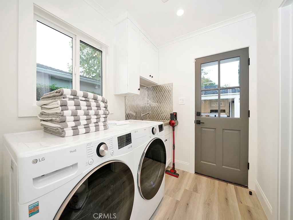 15440 Varden Street Property Photo 19