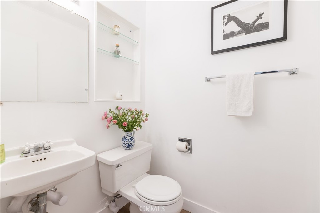 22429 Bessemer Street Property Photo 35