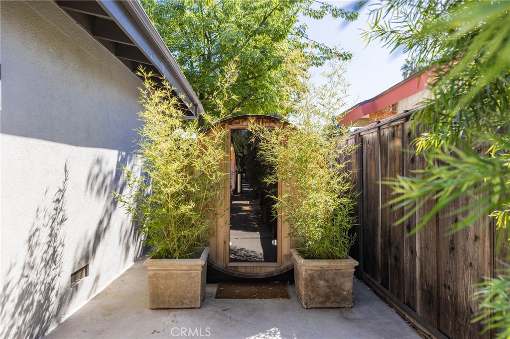 22429 Bessemer Street Property Photo 45