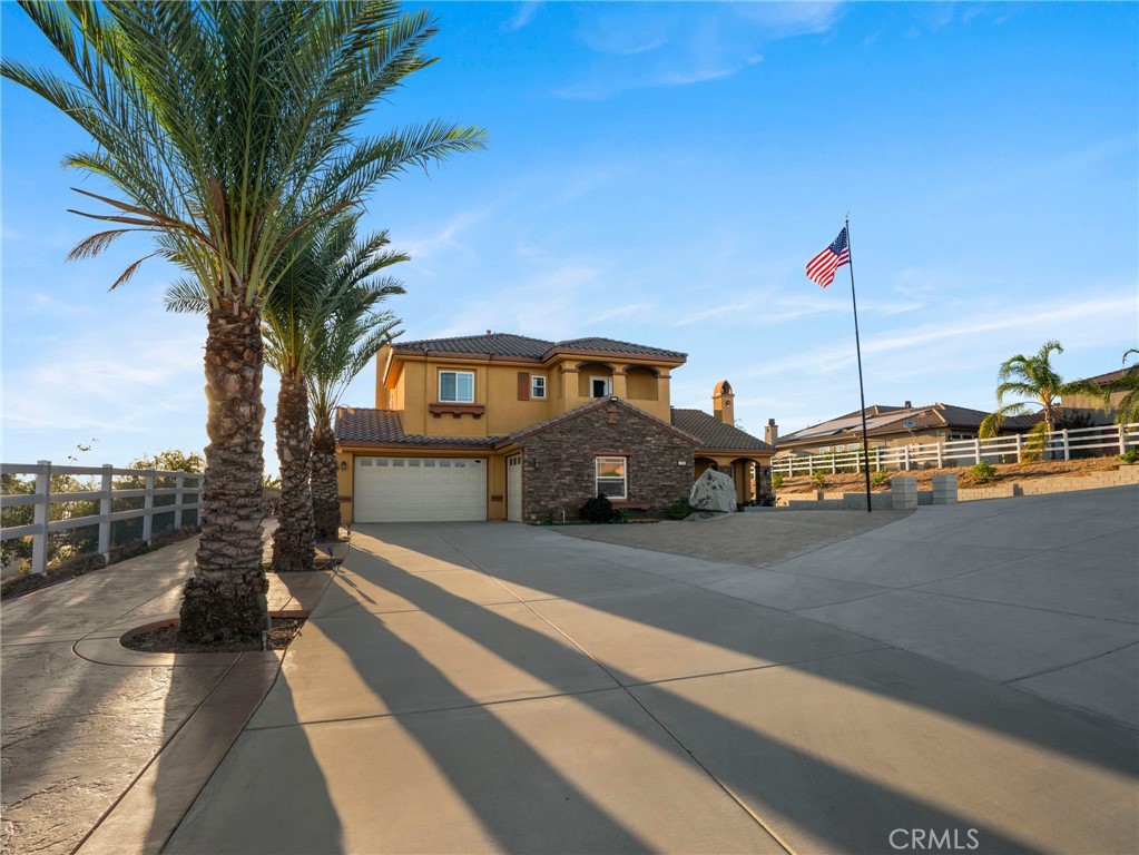 17531 Fairbreeze Court Property Photo 1