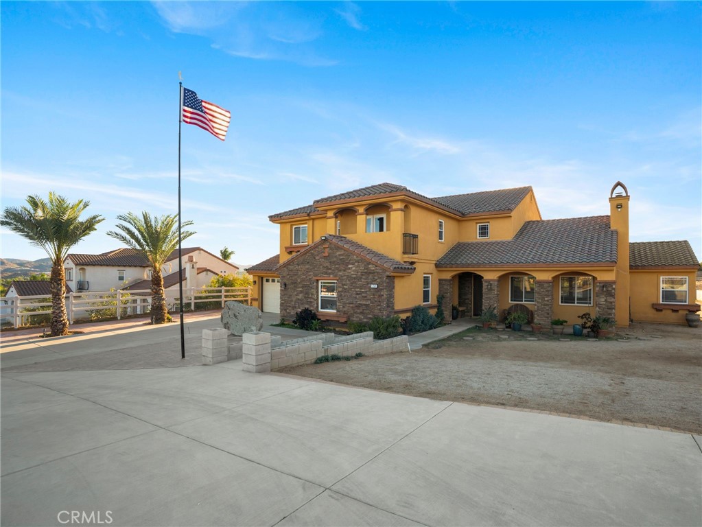 17531 Fairbreeze Court Property Photo 8