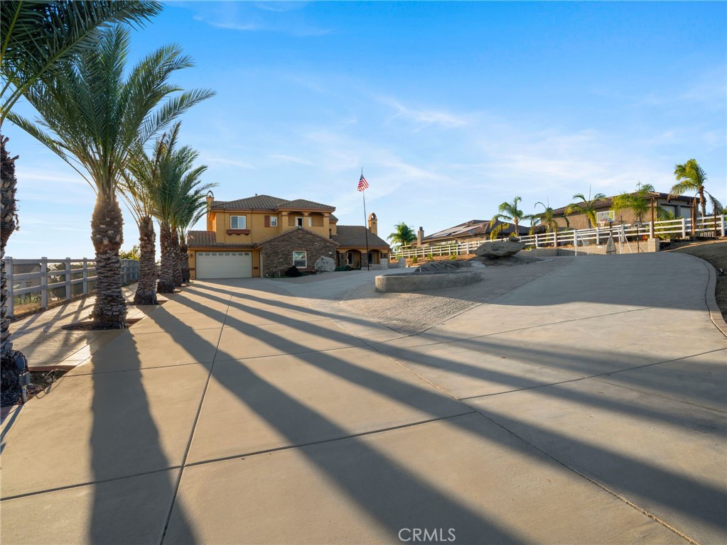 17531 Fairbreeze Court Property Photo 10