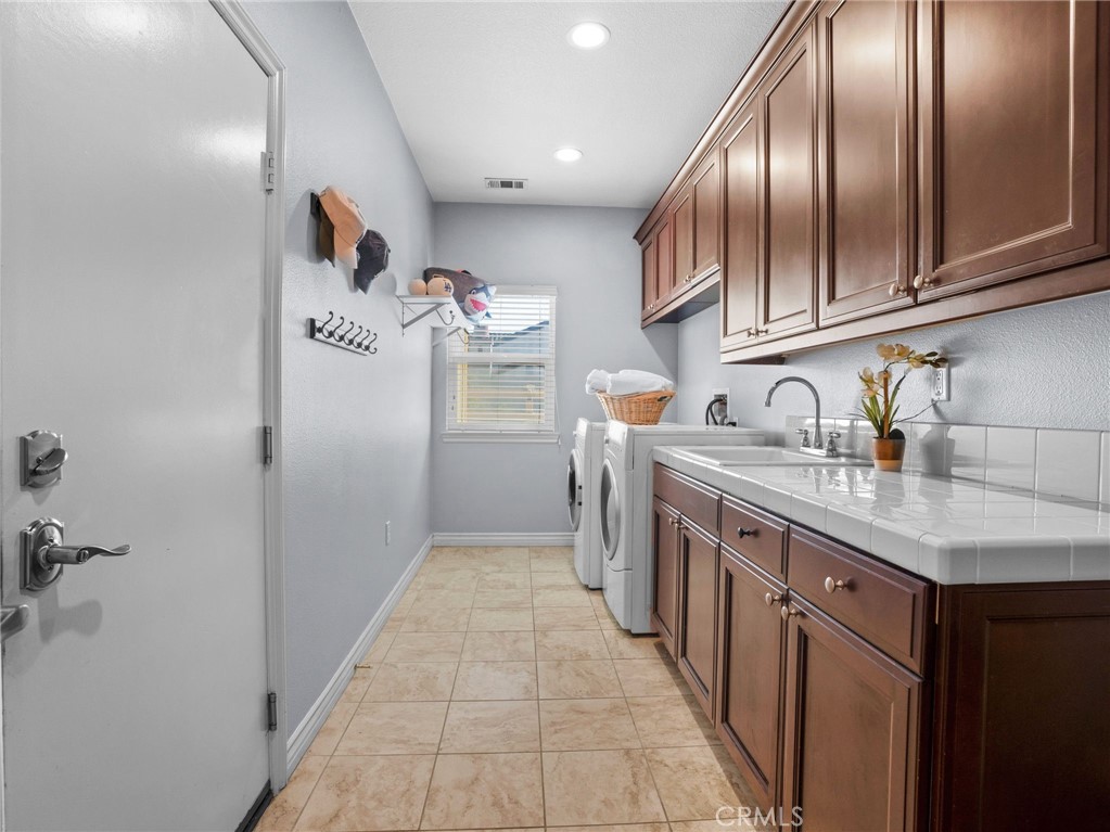 17531 Fairbreeze Court Property Photo 34