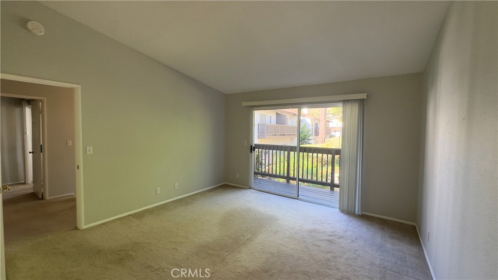 513 Water Oak Lane F Property Photo 8