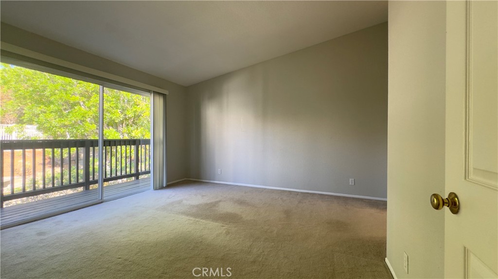 513 Water Oak Lane F Property Photo 10