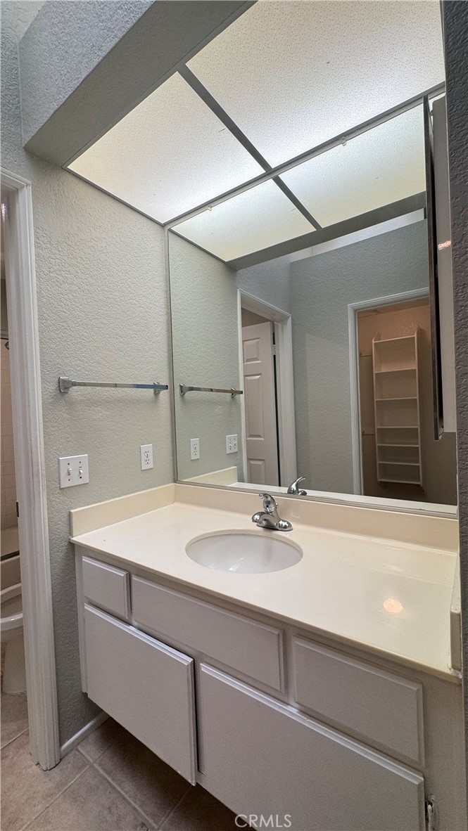 513 Water Oak Lane F Property Photo 14
