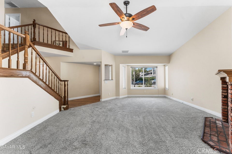 42910 Burlwood Property Photo 6
