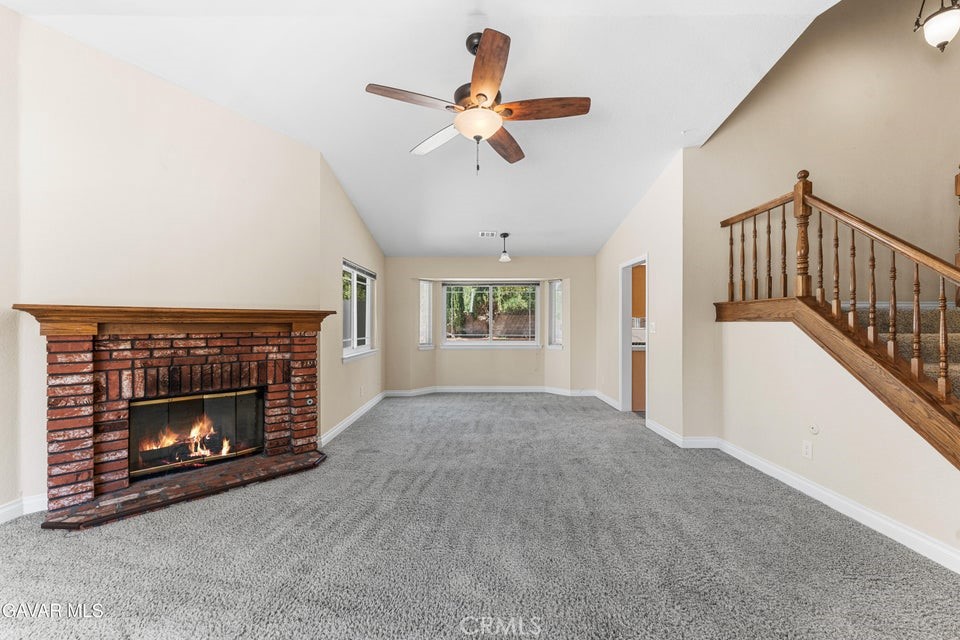 42910 Burlwood Property Photo 7
