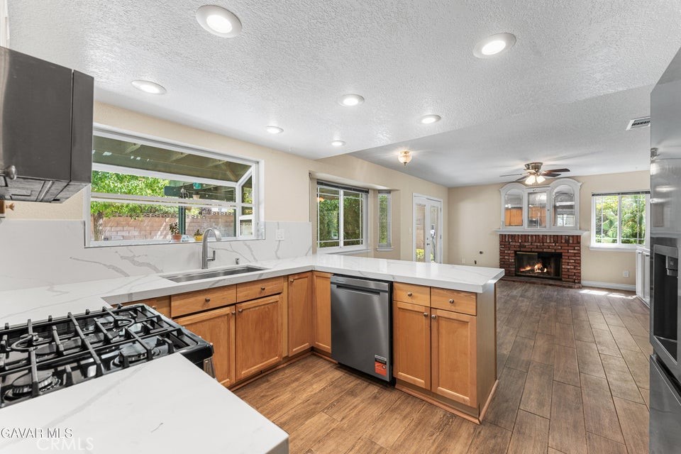 42910 Burlwood Property Photo 14