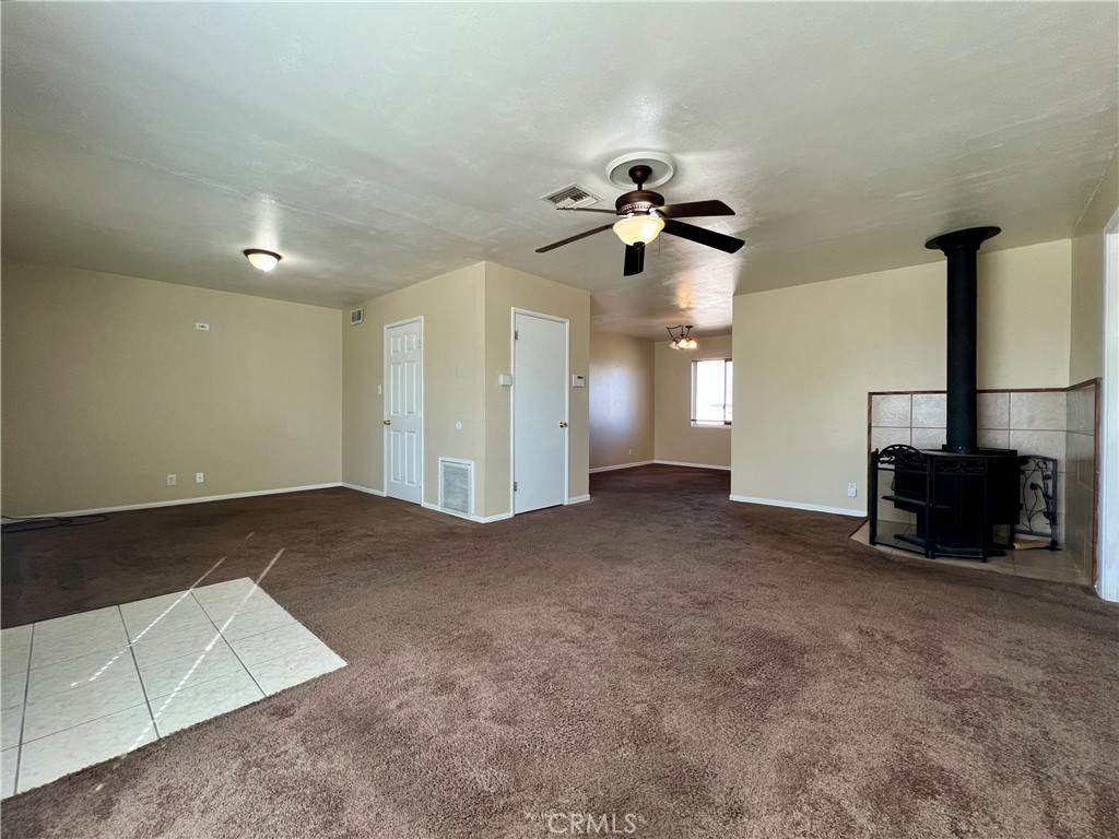 44118 Kingtree Property Photo 6