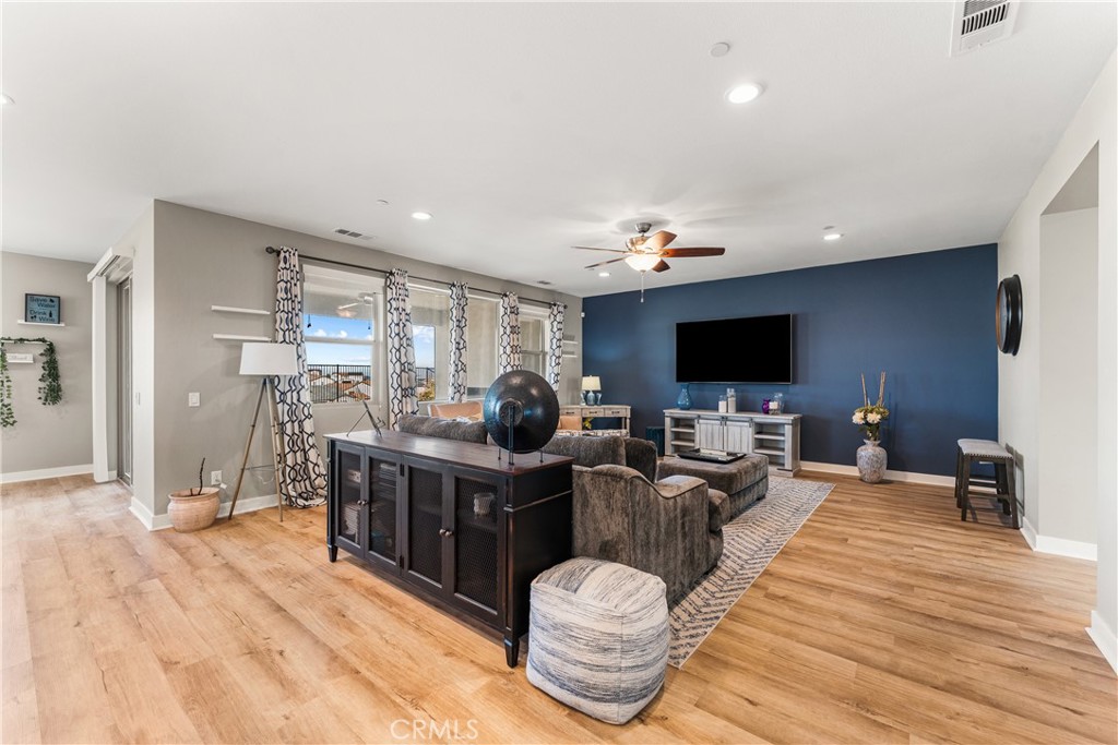 3993 Saddle Property Photo 10