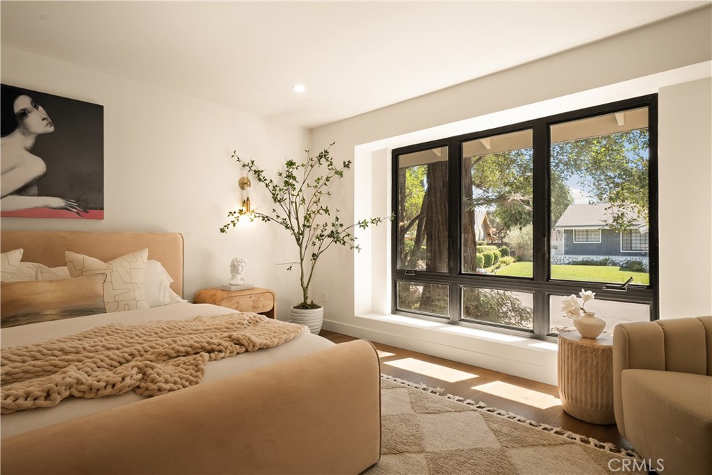 23921 Berdon Street Property Photo 20