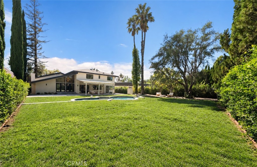 23921 Berdon Street Property Photo 33
