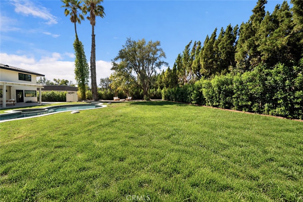 23921 Berdon Street Property Photo 35