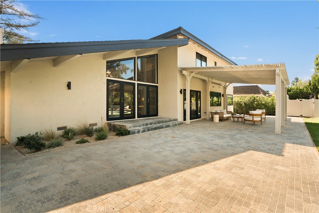 23921 Berdon Street Property Photo 37