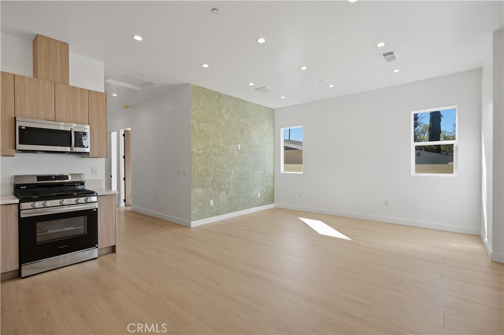 7700 Lasaine Avenue Property Photo 2