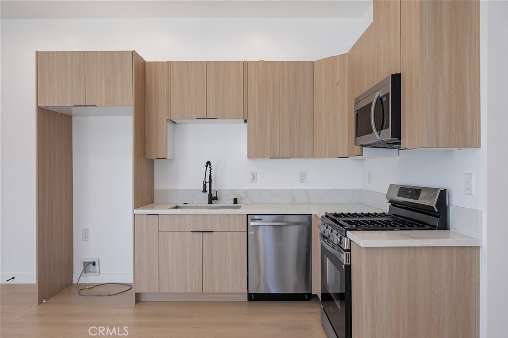 7700 Lasaine Avenue Property Photo 4