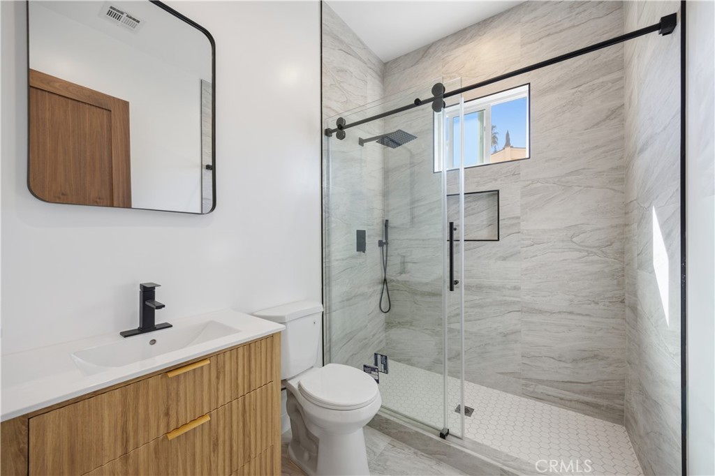 7700 Lasaine Avenue Property Photo 12