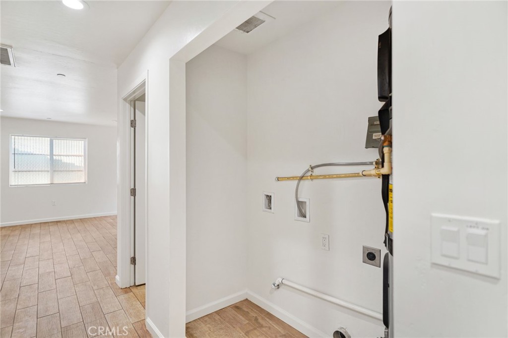 1028 Jeffrey Property Photo 11